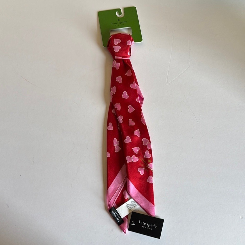 Kate Spade New York Heart Links Silk Bandana Scarf Engine Red KSWC553054C-652
